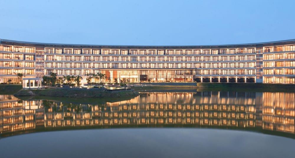 Hotel Santika Premiere Bandara Palembang Esterno foto