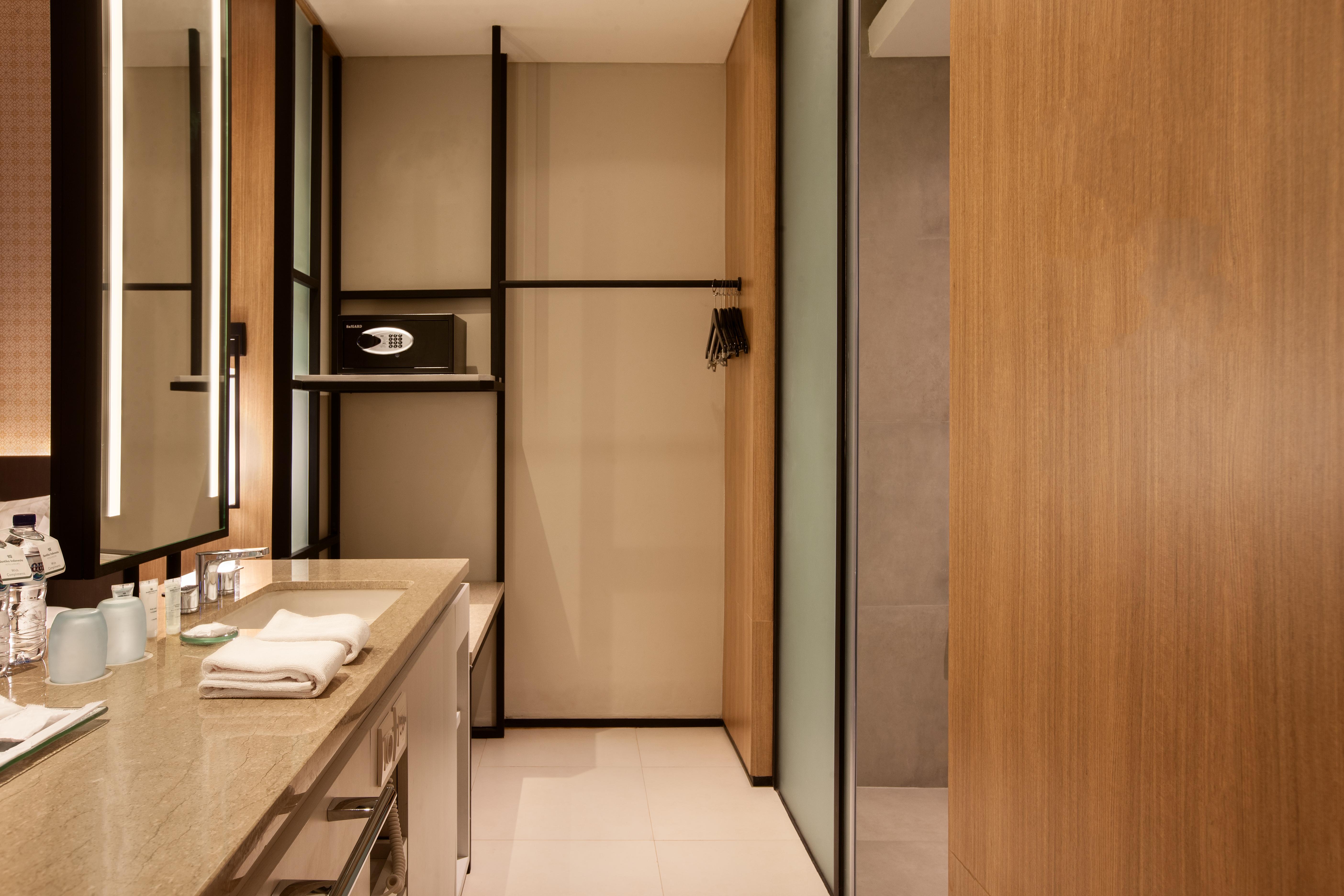 Hotel Santika Premiere Bandara Palembang Esterno foto