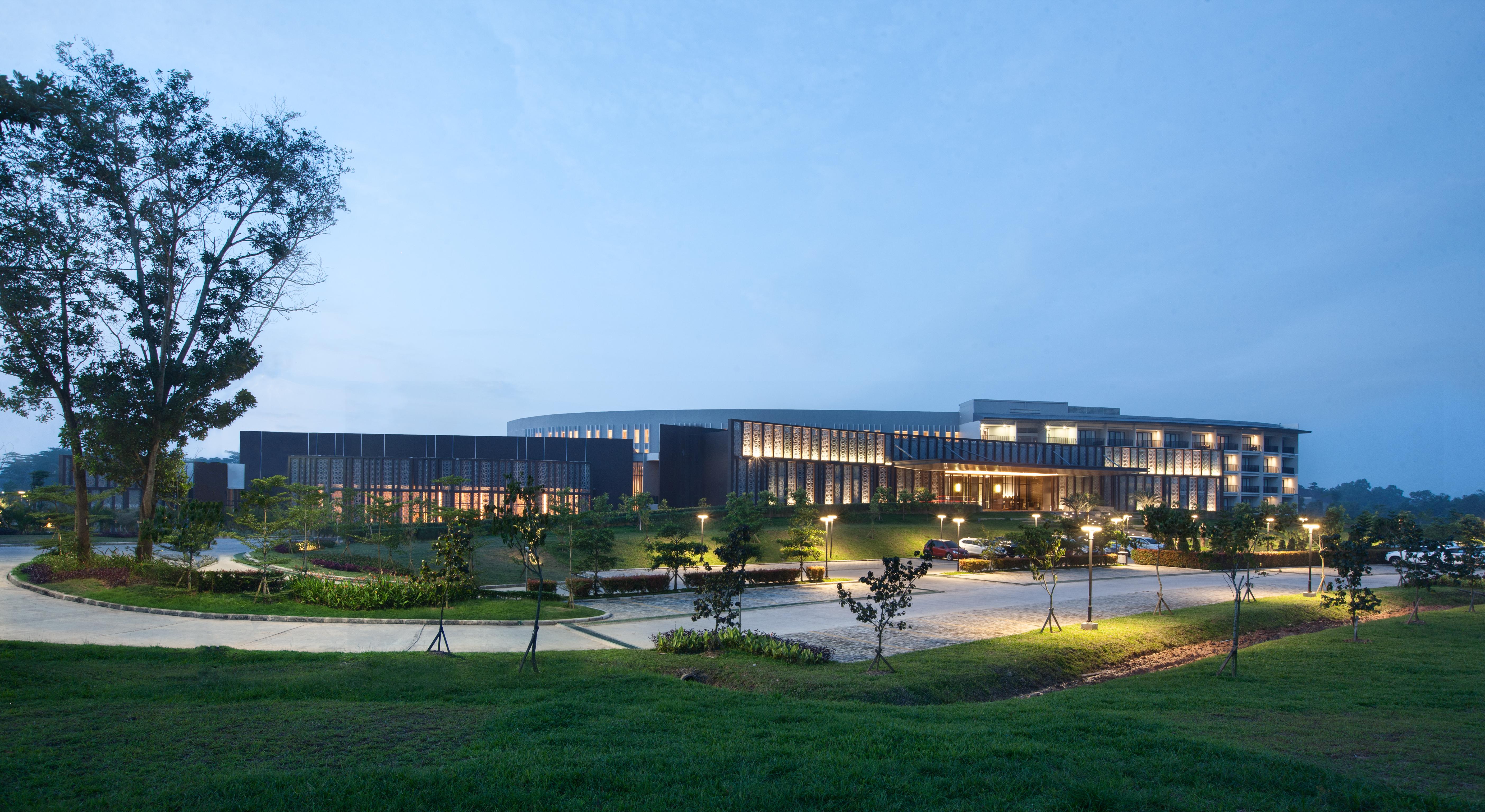 Hotel Santika Premiere Bandara Palembang Esterno foto