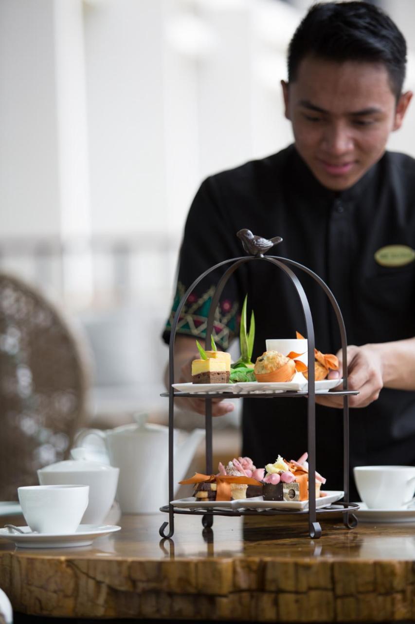 Hotel Santika Premiere Bandara Palembang Esterno foto